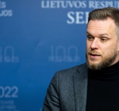 Сейм Литвы рассмотрит интерпелляцию главе МИД Ландсбергису