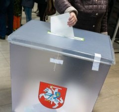 За 2 дня досрочного голосования на муниципальных выборах в Литве проголосовали 78 тыс. человек или 3,3%