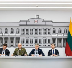 Разведка: РФ может использовать литовский бизнес для обхода санкций, воровства технологий