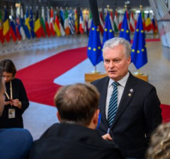 Опрос: на вершине рейтинга кандидатов в президенты - нынешний глава Литвы Г. Науседа