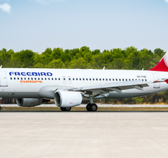 Турецкий туроператор Coral Travel будет доставлять отдыхающих в Турцию самолетом из Каунаса