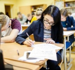 Министерство образования Литвы предлагает с 2025 года отказаться от экзамена по русскому языку на аттестат