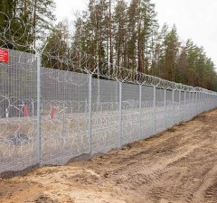 На границе Литвы с Беларусью не пропущены 11 нелегальных мигрантов