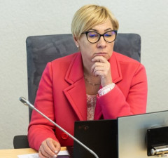 Министр образования Литвы утверждает, что подала премьеру заявление об отставке