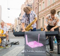В Литве проходит ставший традиционным День уличной музыки (дополнено)