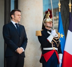 Эммануэль Макрон: у Франции есть обязательства перед безопасностью Литвы и всего Балтийского региона (дополнено)
