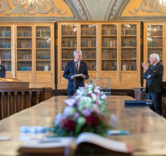 В Вильнюсском университете экспонируются письма Великого князя Литовского Гедиминаса
