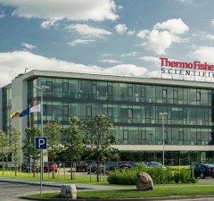 Литовская компания Thermo Fisher, чьи доходы и прибыль сократились, выплатила 1,6 млрд евро дивидендов