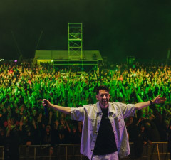 Традиционный музыкальный фестиваль «Karkle Live Music Beach» сотрясает Клайпедский район