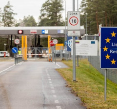 Таможня: решение об автомобилях с номерами РФ затронет тех, кто уже находится в ЕС
