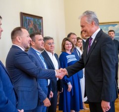 Президент встретился с членами группы дружбы Верховной Рады Украины с Литвой
