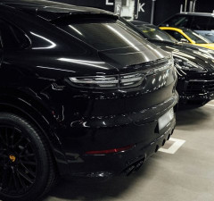 Литовская LTG с декабря останавливает реэкспорт люксовых автомобилей в третьи страны