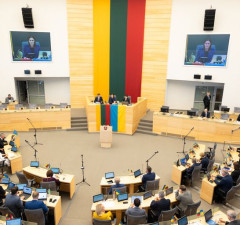 Сейм рассмотрит вопросы снятия неприкосновенности с П. Гражулиса и импичмента Р. Жемайтайтису