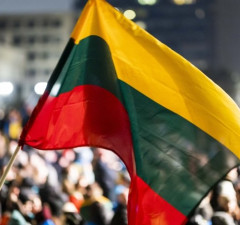 В референдуме по гражданству в 2024 году приняли бы участие 60% жителей Литвы - опрос (СМИ)