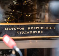 Кабмин уточнил проект бюджета на следующий год, еще 157 млн евро выделено на дороги (дополнено)