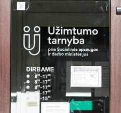 Спикер Сейма предлагает отменить квоты на трудоустройство иностранцев