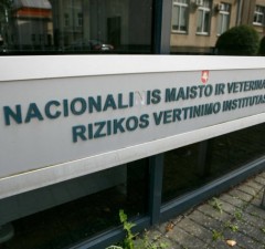 Бывшего главу Института пищевых продуктов обвиняют в присвоении 296 тыс. евро