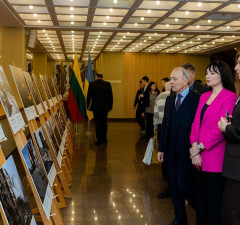 В Сейме Литвы отмечают 3-ю годовщину войны в Украине: мы живем предчувствием попрания человечности