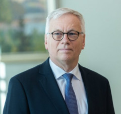 Глава Минфина Римантас Шаджюс: налоговые изменения в худшем случае замедлят рост экономики на 0,2%