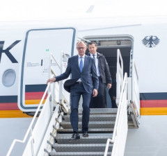 Канцлер Германии говорит, что переговоры по Украине затянутся