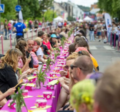 В Вильнюсе прошел третий фестиваль холодного борща – Vilnius Pink Soup Fest