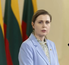 Довиле Шакалене в Брюсселе: если не инвестируем в „жесткую оборону“ сейчас, потом будет дороже