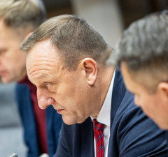 Министр: рост числа шенгенских виз, выдаваемых россиянам, серьезная угроза безопасности