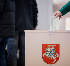 Блогеры и бюллетени: как власть пытается заинтересовать молодежь?