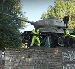 После демонтажа советского памятника Эстония подверглась мощной кибератаке