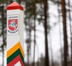 На границе Литвы с Беларусью развернули восемь нелегальных мигрантов