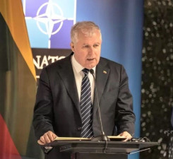 Министр обороны Литвы: из-за начатой РФ войной в Украине в евроатлантическом пространстве нет мира