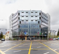 Суд приостановил госзакупки на снос "Дома Москвы" в Вильнюсе