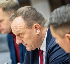 Министр: рост числа шенгенских виз, выдаваемых россиянам, серьезная угроза безопасности