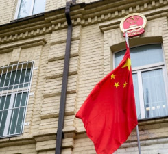 Кабинеты в посольстве Китая опустели: в Литве не осталось пекинских дипломатов