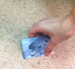 Нашел банковскую карту