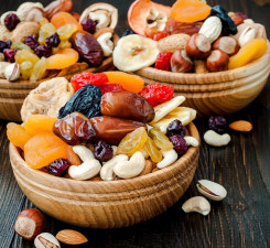Сухофрукты: сушеные и полезные