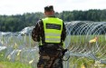 За минувшие сутки пограничники развернули на границе с Беларусью 44 нелегальных мигранта