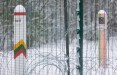 На границе Литвы с Беларусью пограничники развернули 53 нелегальных мигрантов