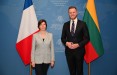 Глава МИД Франции в Вильнюсе призывает РФ пересмотреть передачу Беларуси ядерного оружия