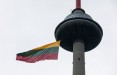 К 16 февраля на Вильнюсской телебашне водружен самый большой литовский триколор.