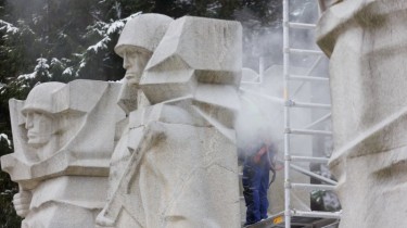 В Вильнюсе демонтируют скульптуры советских воинов, невзирая на предупреждения Комитета ООН