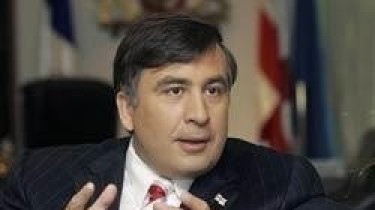 М.Саакашвили побеждает на выборах