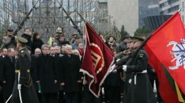 В.Адамкус: "Для виновников событий 13 января срока давности не существует"