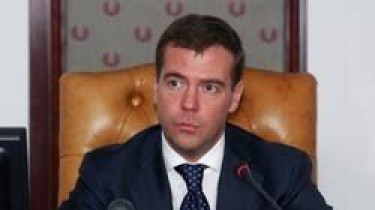 Господин Медведев обещает преемственность политики В.Путина  