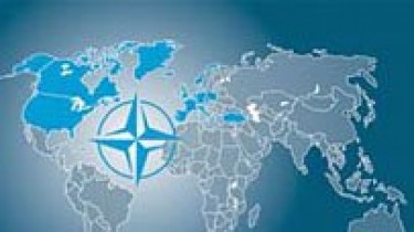 Перспективы расширения НАТО связаны с интересами России... 