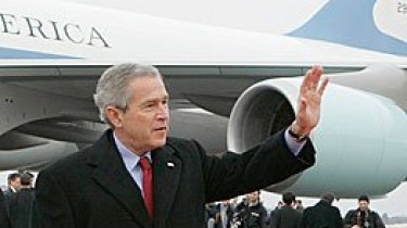Джорджу Бушу – 62, но он активен и весел