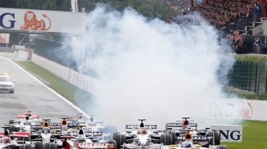 F1: "Гран-При Бельгии": вялое начало и скандальный конец