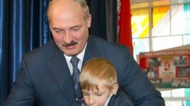 Лукашенко выбрал между Россией и Европой