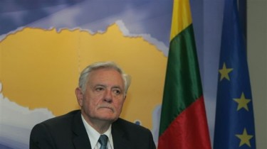 Президент Литвы требует вывода российских войск из Грузии