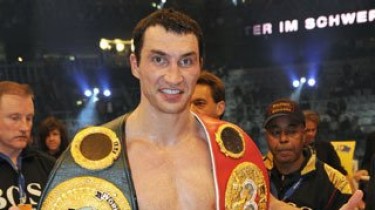 Кличко отстоял свой титул по версиям IBF и WBO